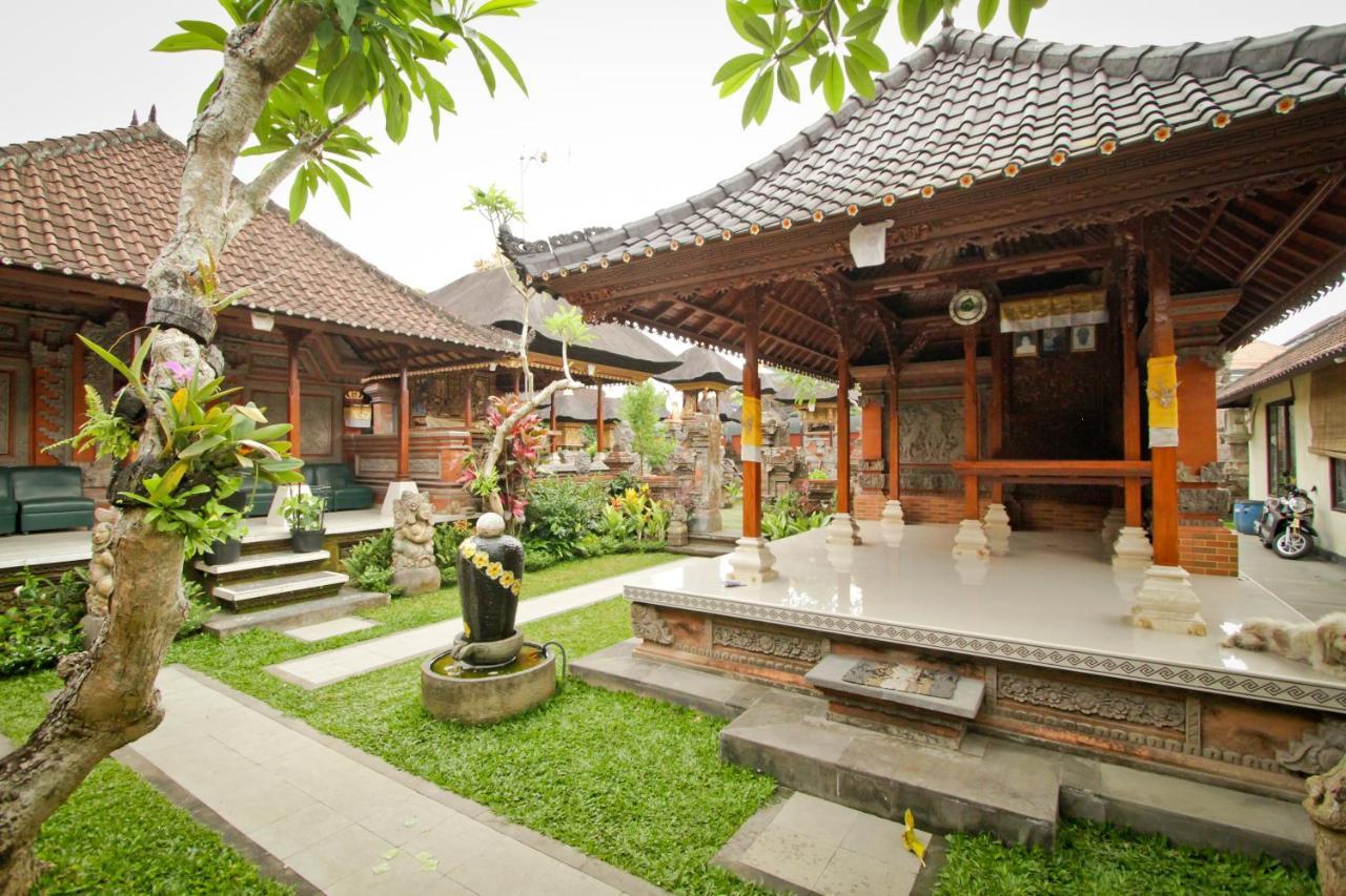 Awan Bali House Hotel Ubud Esterno foto